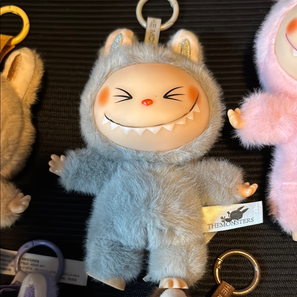 The Monster New Labubu Cute Plush Keychain Set - Picture 3 of 3